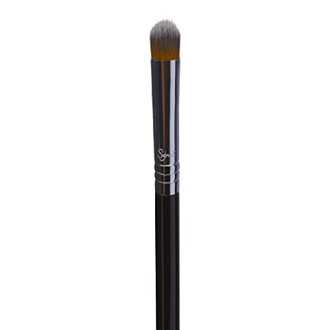 Sigma Beauty F70 Concealer Brush - SkincareEssentials